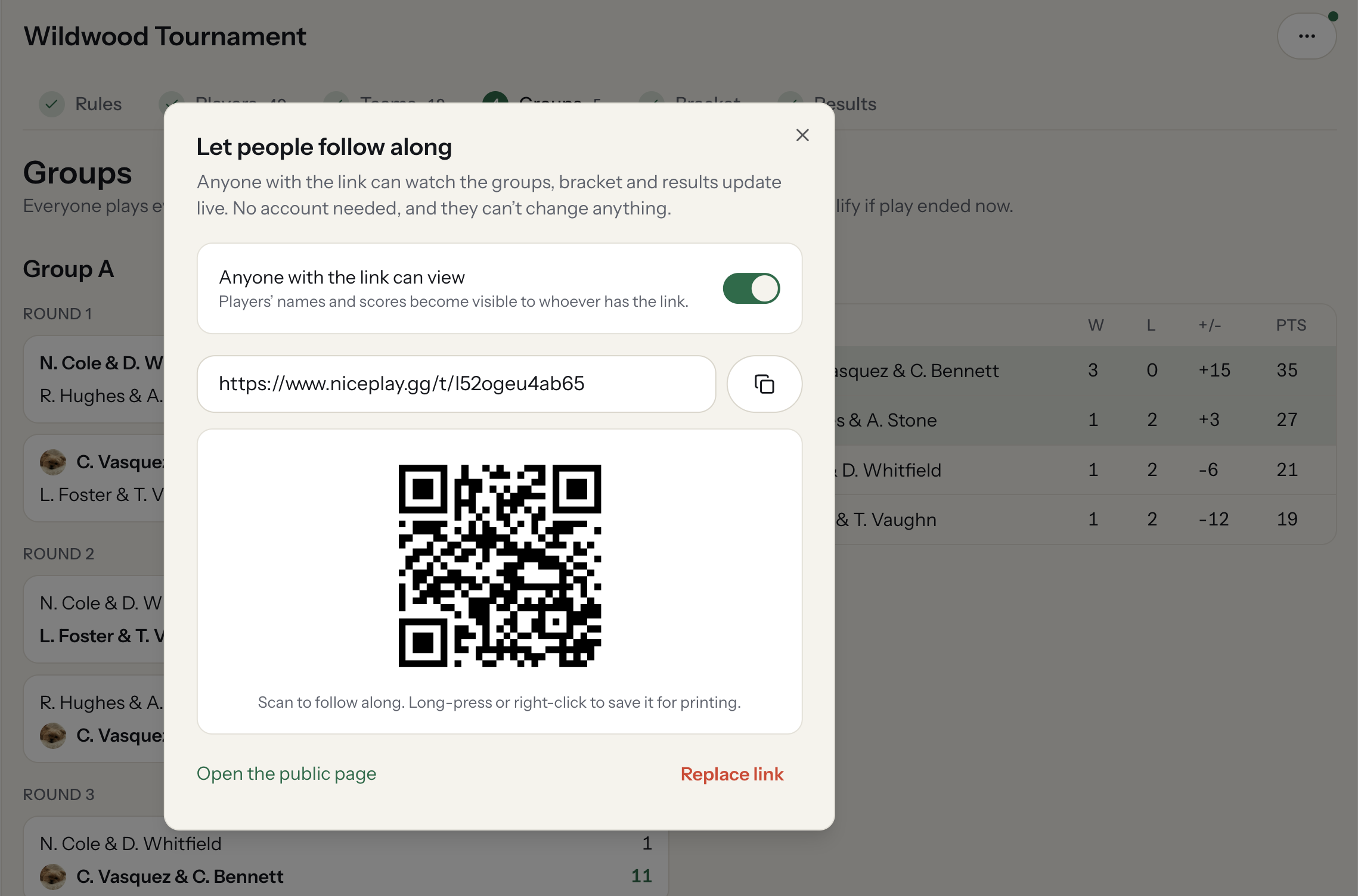 Sharing a tournament’s public link and QR code